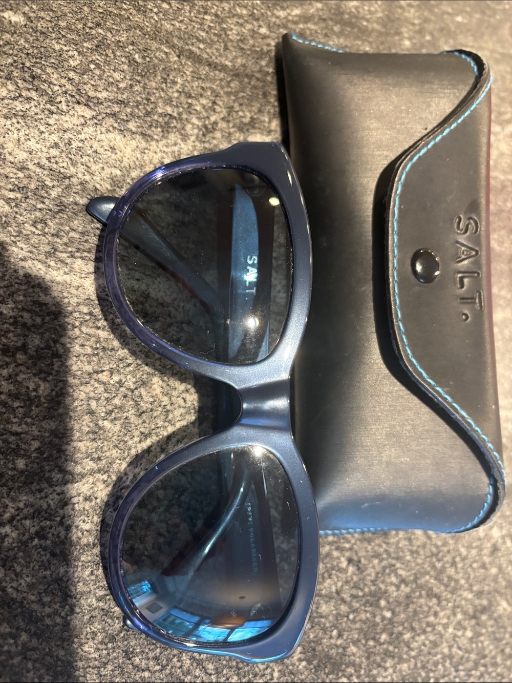 SALT Faulkner polarized sunglasses like new and blue!